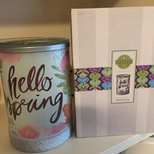 Scentsy warmer Hello Spring